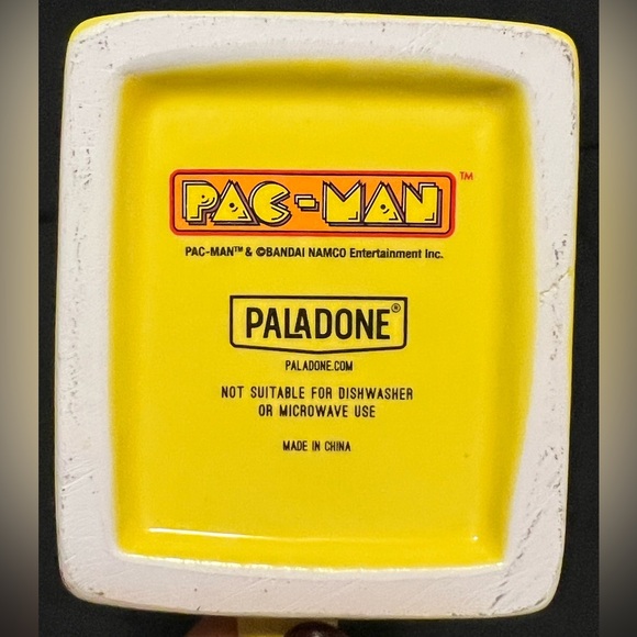 PAC MAN Game Shaped Mugs NWOT - Picture 7 of 8
